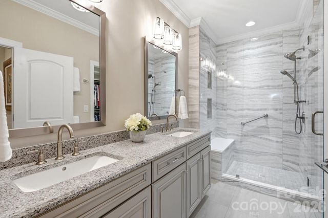 6127 Raven Rock Drive, Denver, NC 28037
