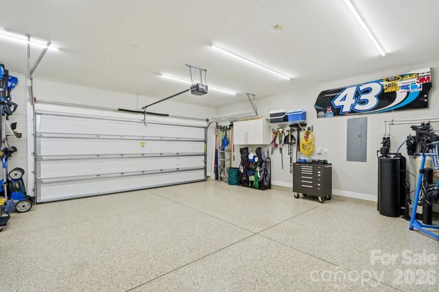 6127 Raven Rock Drive, Denver, NC 28037