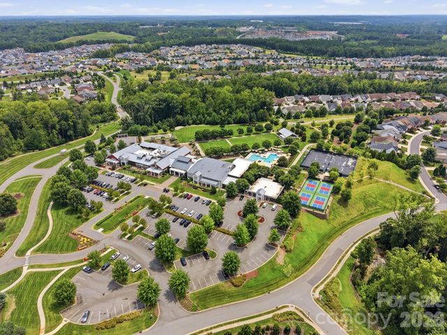 6127 Raven Rock Drive, Denver, NC 28037
