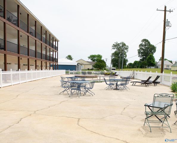 5799 Bay Village Drive 2004, Athens, AL 35611