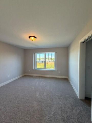 509 Talbots Woods DRIVE, Dousman, WI 53118