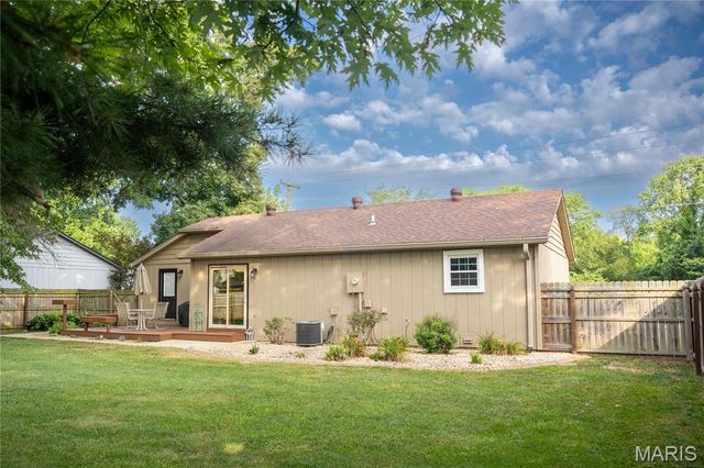 7005 W Main Street, Maryville, IL 62062