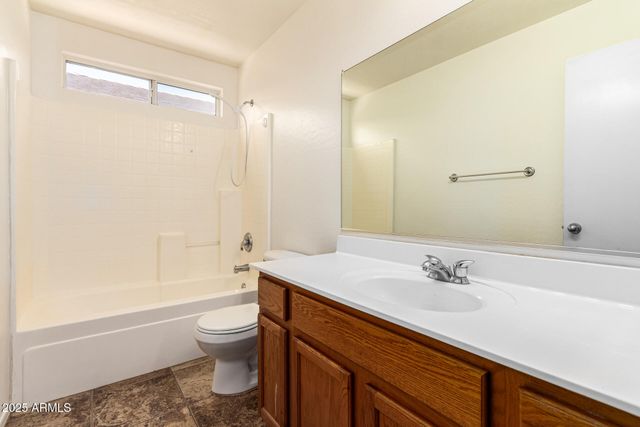 11566 W PURDUE Avenue, Youngtown, AZ 85363