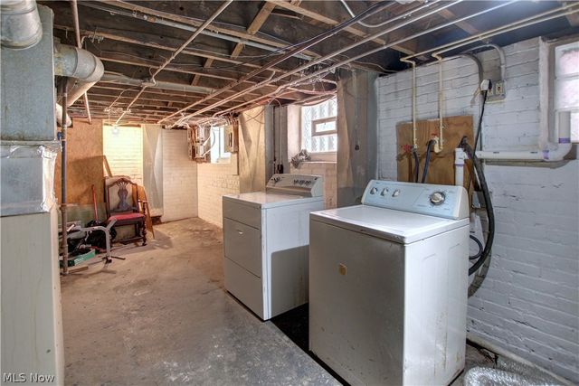 2149 W 105th Street, Cleveland, OH 44102