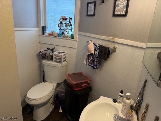 1537 Wooster Road W, Barberton, OH 44203