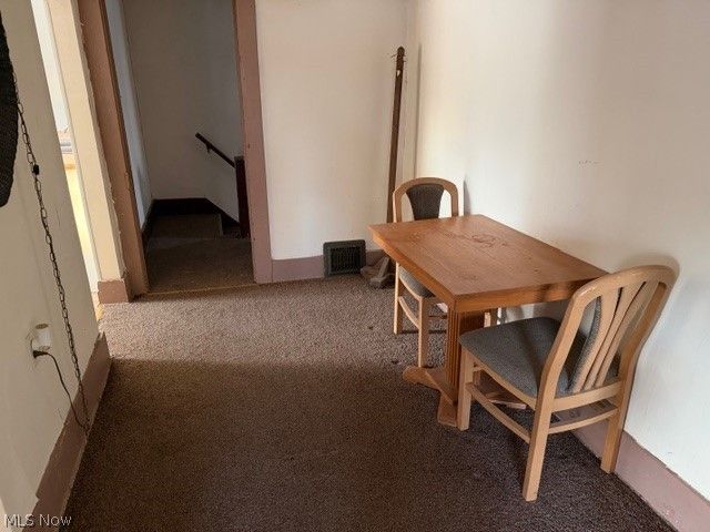 1537 Wooster Road W, Barberton, OH 44203