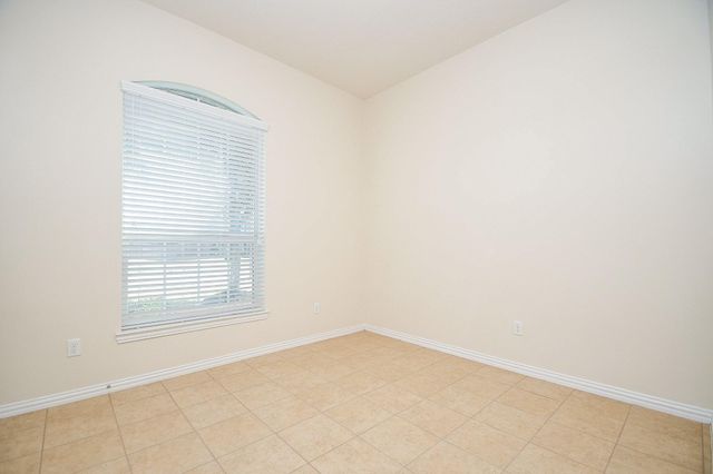 1516 Meadow Wood Drive, Pearland, TX 77581