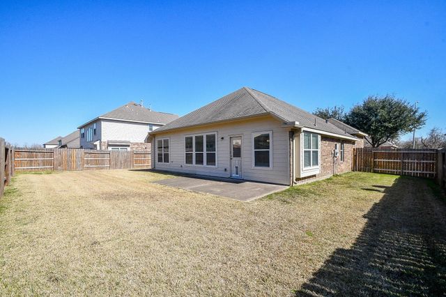 1516 Meadow Wood Drive, Pearland, TX 77581