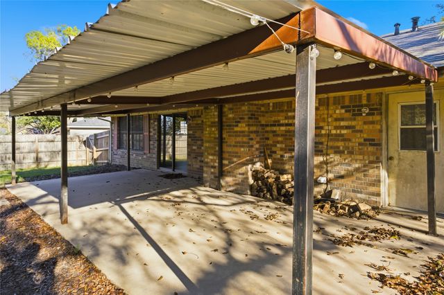 312 Azalea Drive, Sulphur Springs, TX 75482