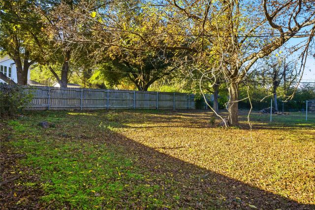 312 Azalea Drive, Sulphur Springs, TX 75482