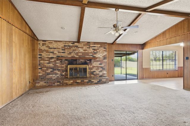 312 Azalea Drive, Sulphur Springs, TX 75482