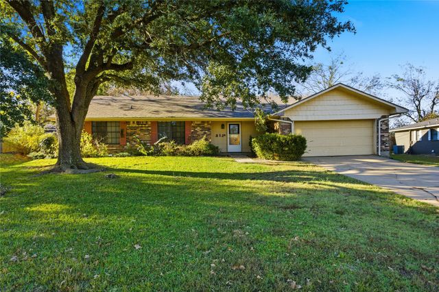 312 Azalea Drive, Sulphur Springs, TX 75482