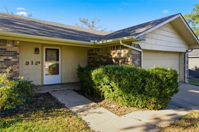 312 Azalea Drive, Sulphur Springs, TX 75482