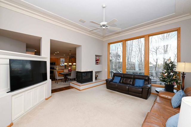 9108 Trotters Lane, Woodbury, MN 55125