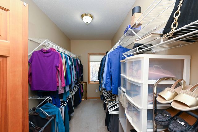 9108 Trotters Lane, Woodbury, MN 55125