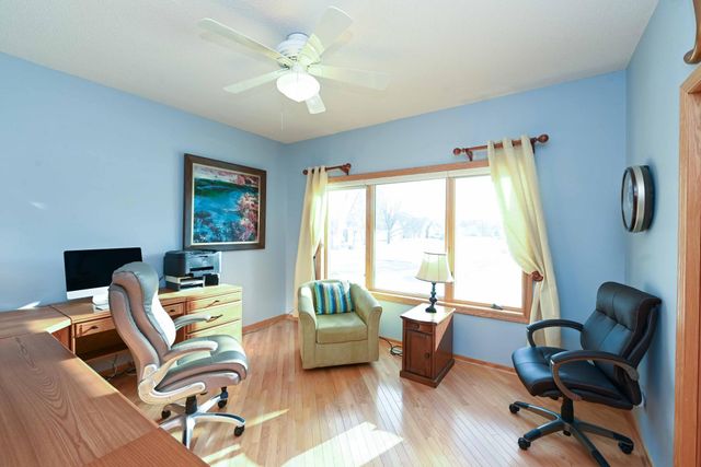 9108 Trotters Lane, Woodbury, MN 55125