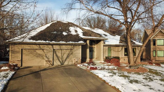 9108 Trotters Lane, Woodbury, MN 55125