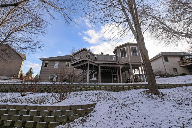 9108 Trotters Lane, Woodbury, MN 55125