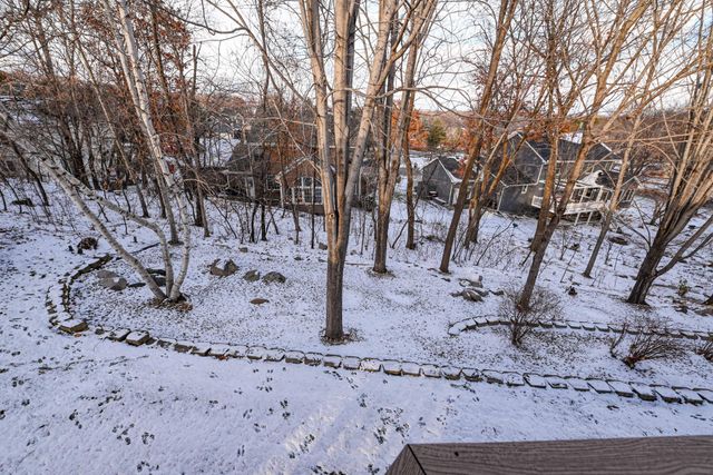 9108 Trotters Lane, Woodbury, MN 55125