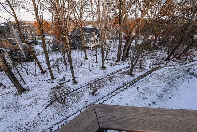 9108 Trotters Lane, Woodbury, MN 55125