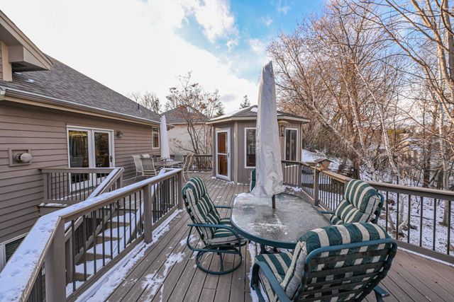 9108 Trotters Lane, Woodbury, MN 55125