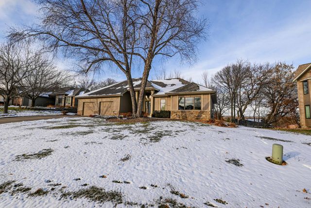 9108 Trotters Lane, Woodbury, MN 55125