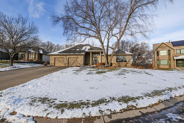 9108 Trotters Lane, Woodbury, MN 55125