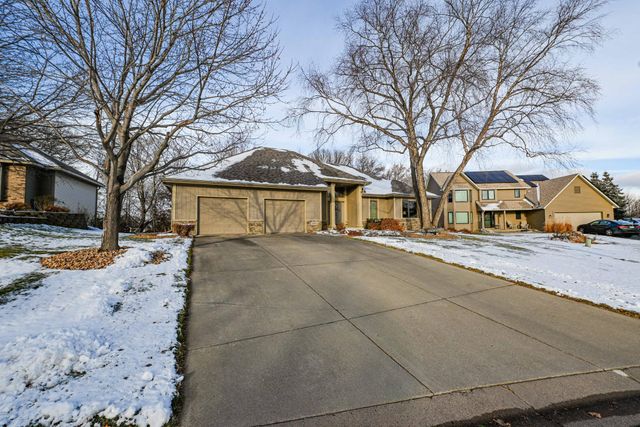 9108 Trotters Lane, Woodbury, MN 55125