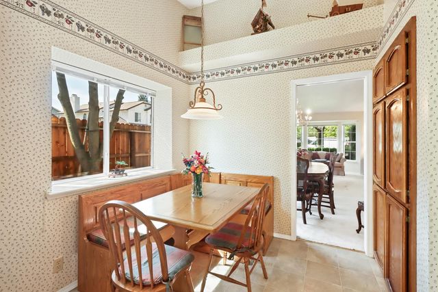 8200 Montville Ct, Antelope, CA 95843