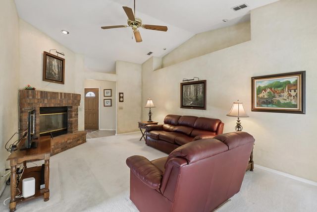 8200 Montville Ct, Antelope, CA 95843