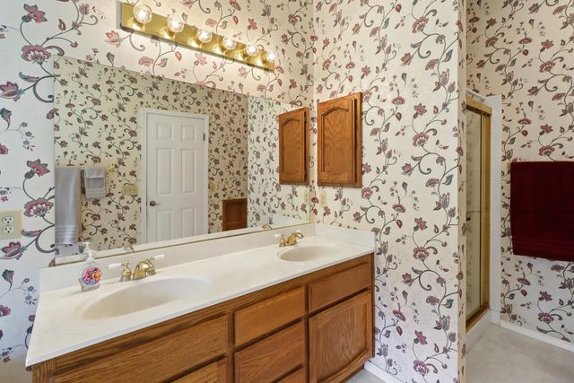 8200 Montville Ct, Antelope, CA 95843