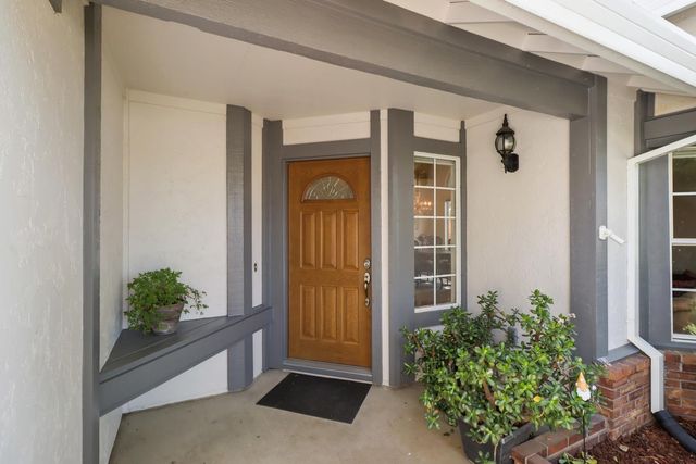 8200 Montville Ct, Antelope, CA 95843