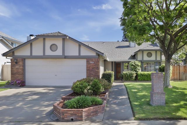 8200 Montville Ct, Antelope, CA 95843