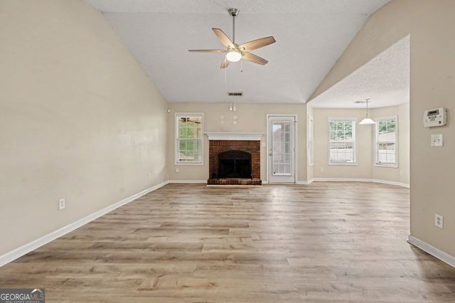 410 Wilshire Lane, Bethlehem, GA 30620