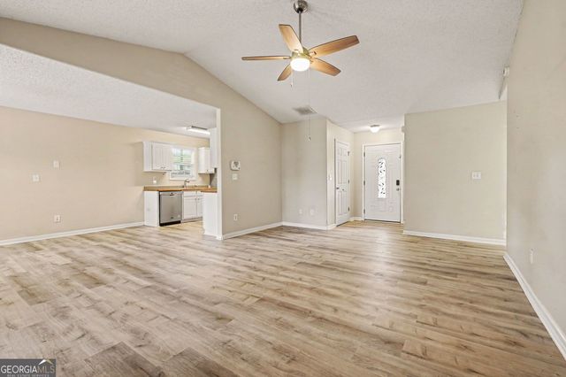 410 Wilshire Lane, Bethlehem, GA 30620