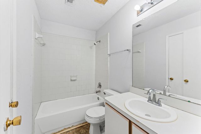 2742 Villa Del Street, Sugar Land, TX 77498