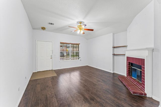 2742 Villa Del Street, Sugar Land, TX 77498