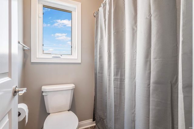 5509 Gadwall Pass, Fort Wayne, IN 46818