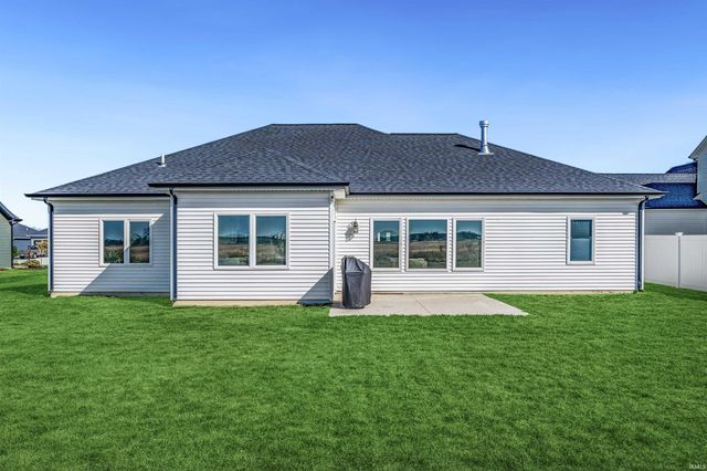 5509 Gadwall Pass, Fort Wayne, IN 46818