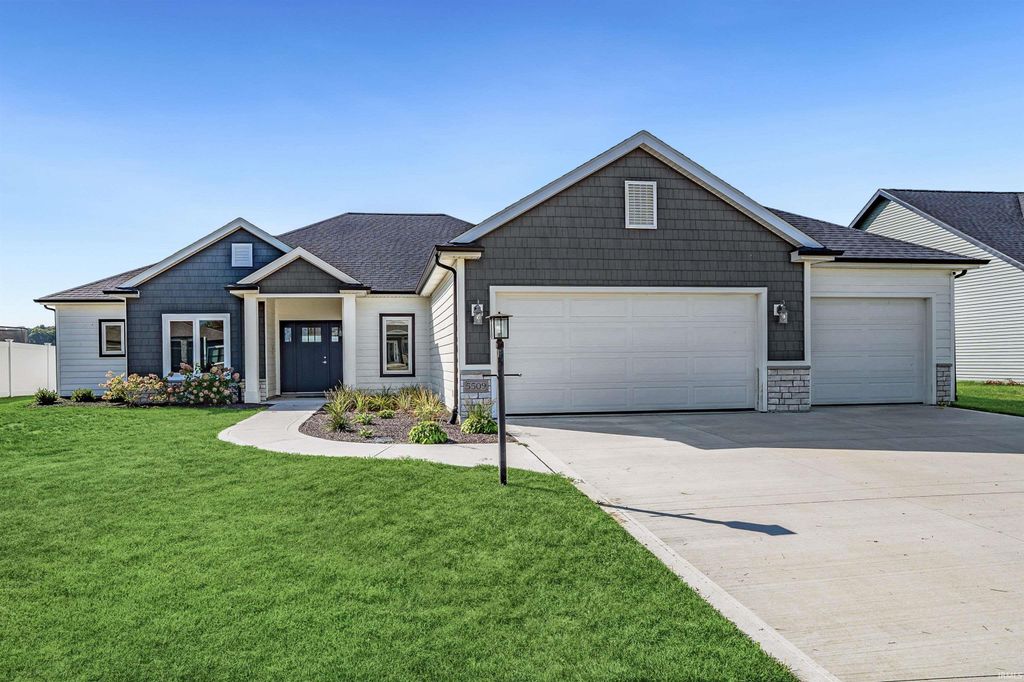 5509 Gadwall Pass, Fort Wayne, IN 46818