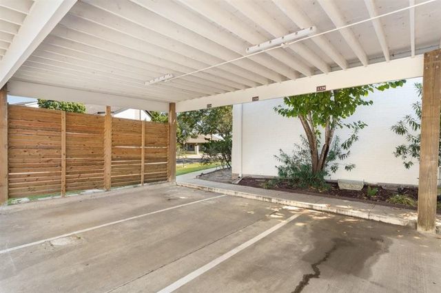 2328 Lake Street, Lake Charles, LA 70601