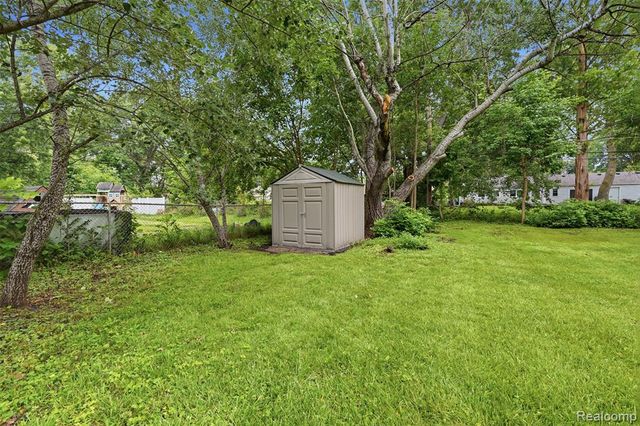 37176 Garvin Street, Clinton Township, MI 48036
