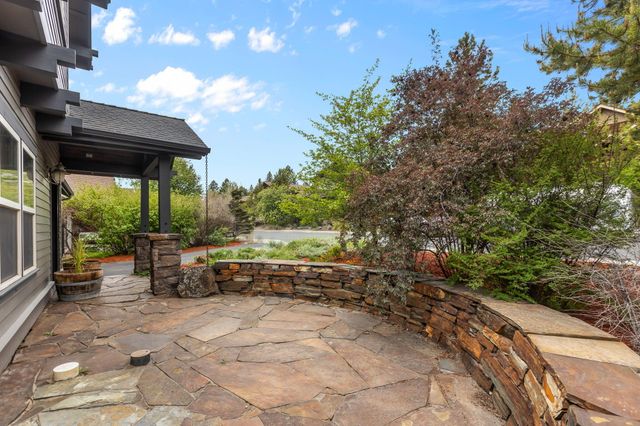 61438 Linton Loop, Bend, OR 97702
