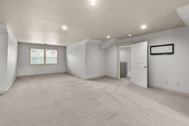 61438 Linton Loop, Bend, OR 97702
