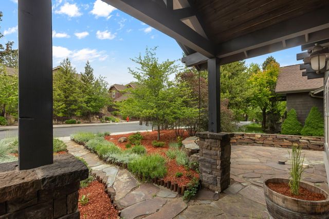 61438 Linton Loop, Bend, OR 97702