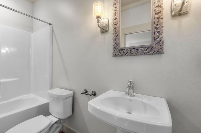 61438 Linton Loop, Bend, OR 97702