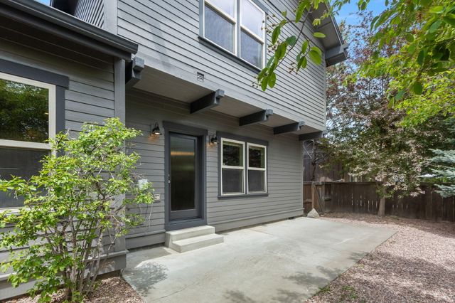 61438 Linton Loop, Bend, OR 97702