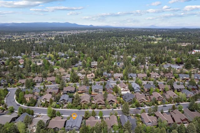 61438 Linton Loop, Bend, OR 97702