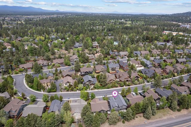 61438 Linton Loop, Bend, OR 97702