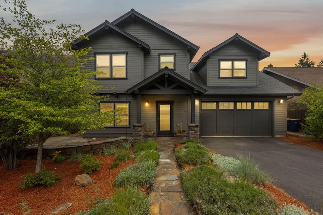 61438 Linton Loop, Bend, OR 97702
